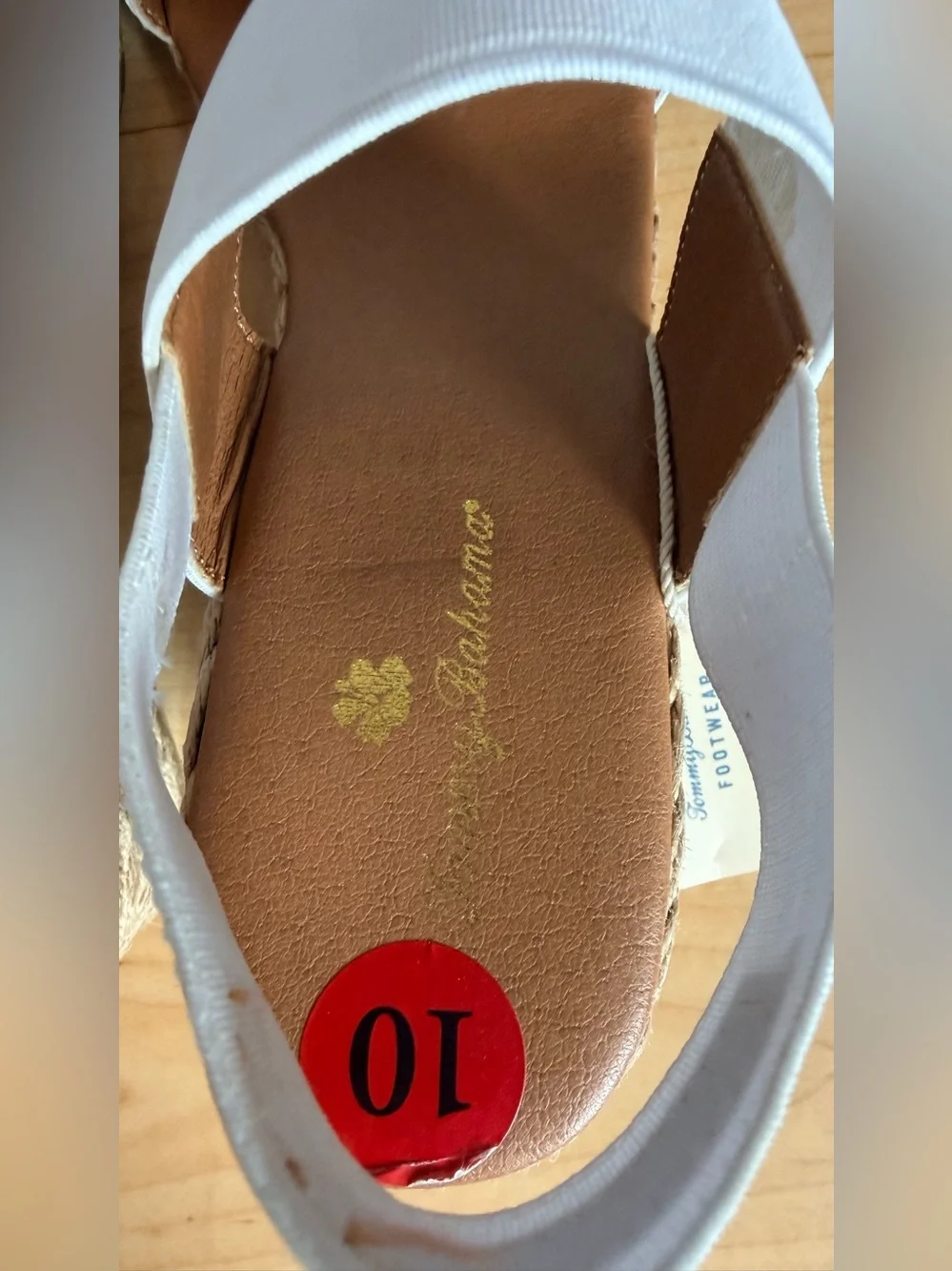Tommy Bahama André Assous Allison Stretch-Linen Wedges White Sz 10